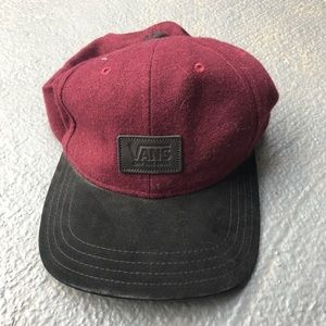Vans unisex burgundy suede bill hat